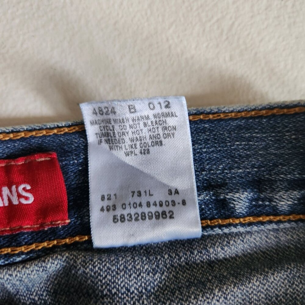 Levis Nouveau Jeans Womens Size 8 Miss Mid Rise Cropped Denim Pants - Picture 6 of 14